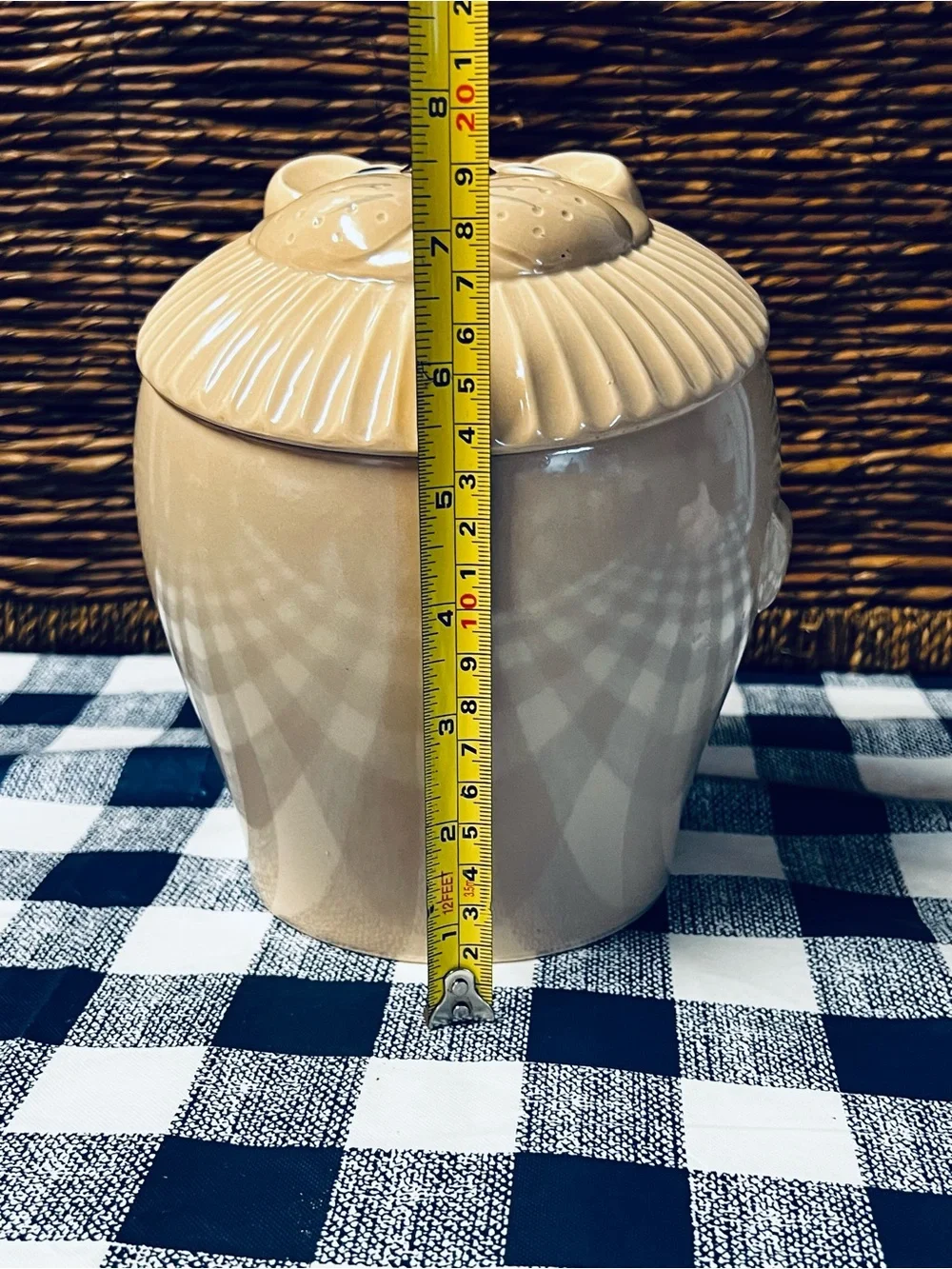 Vintage Mid-Century Ceramic Lion Cookie Jar - MCM Kitsch Japan Pottery - Tan